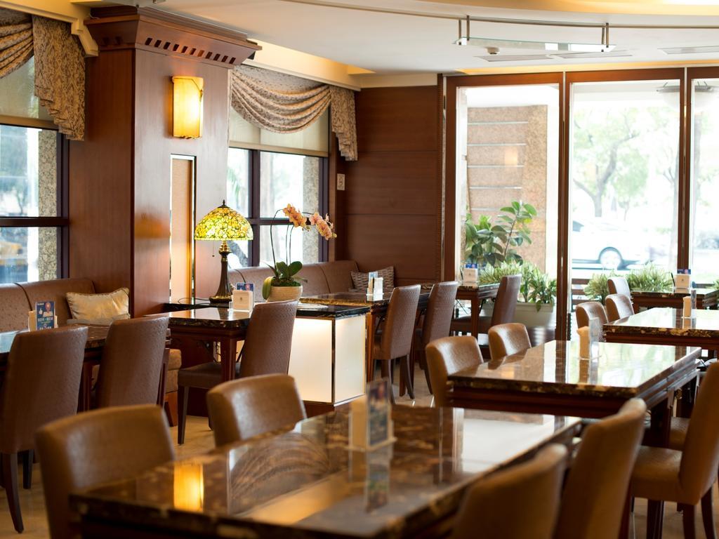 Hotel Dion Тайчжун Экстерьер фото